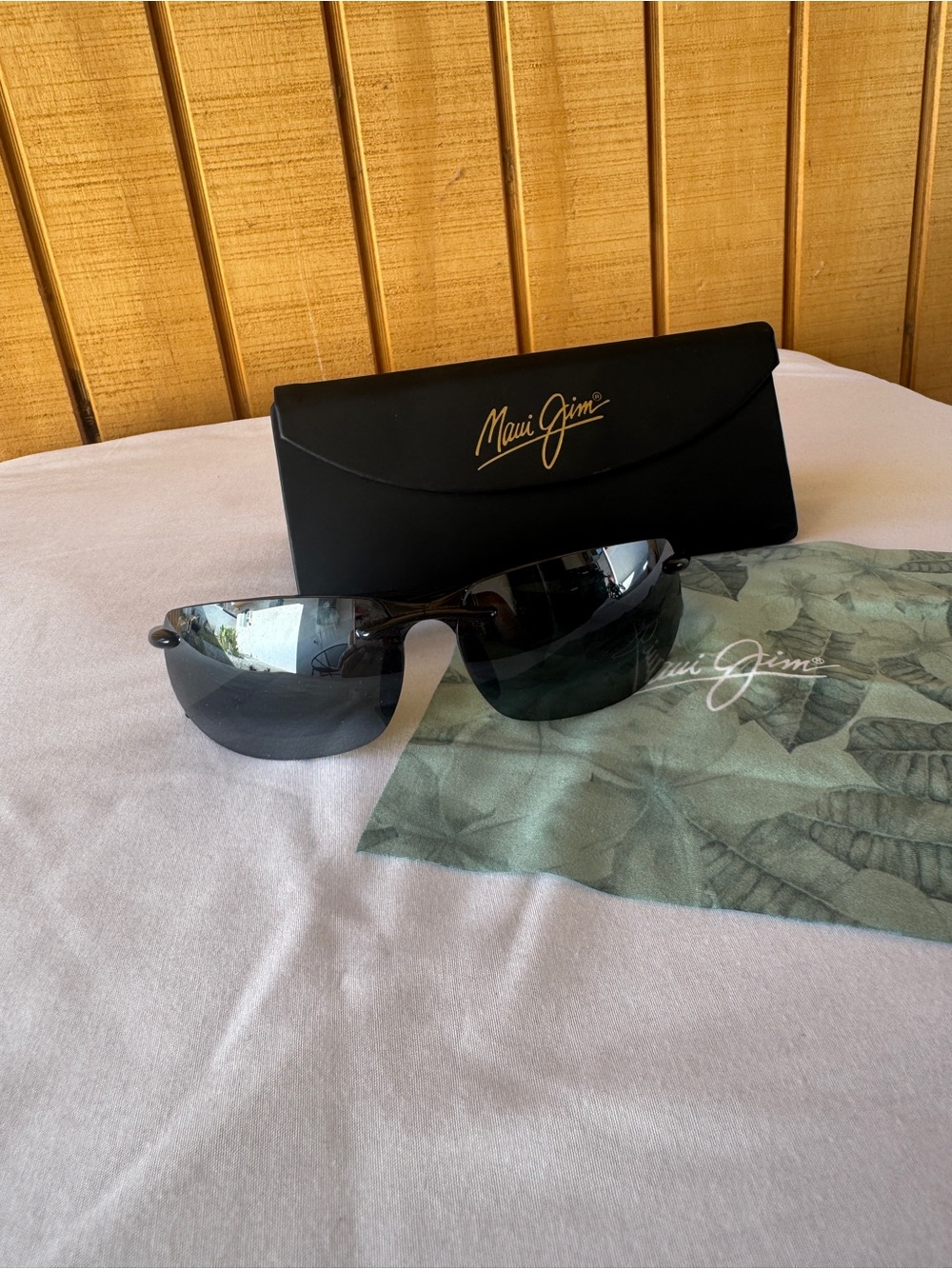 Maui Jim Black Polarized Rimless Sunglasses